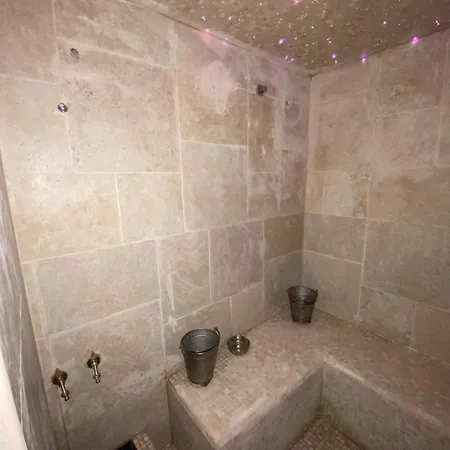 Sultan Privatif * Λιλ